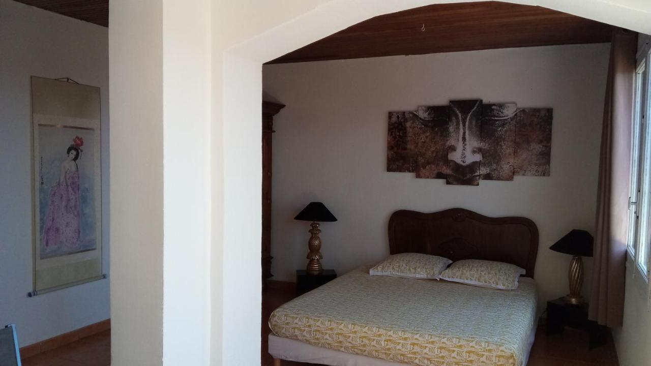 La Coccinelle Aparthotel Île du Levant Екстериор снимка