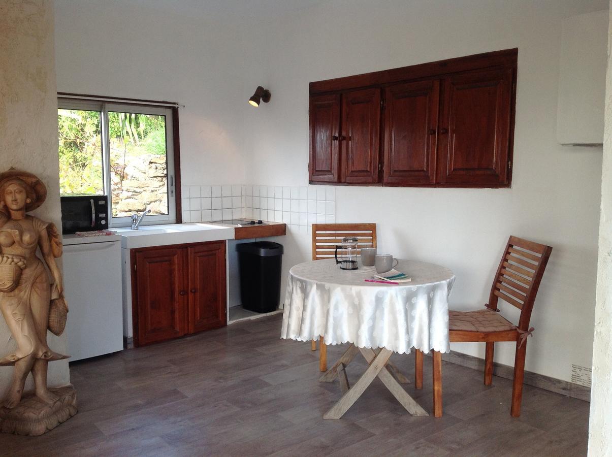 La Coccinelle Aparthotel Île du Levant Екстериор снимка