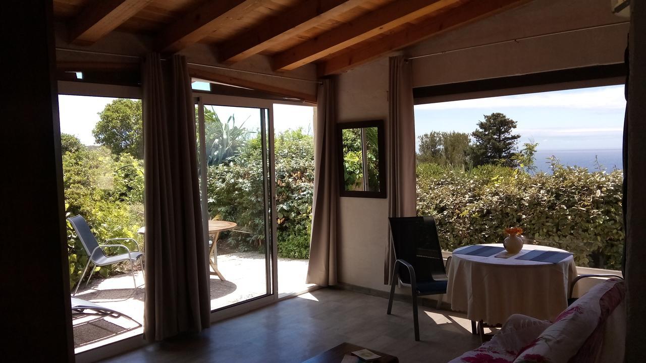 La Coccinelle Aparthotel Île du Levant Екстериор снимка