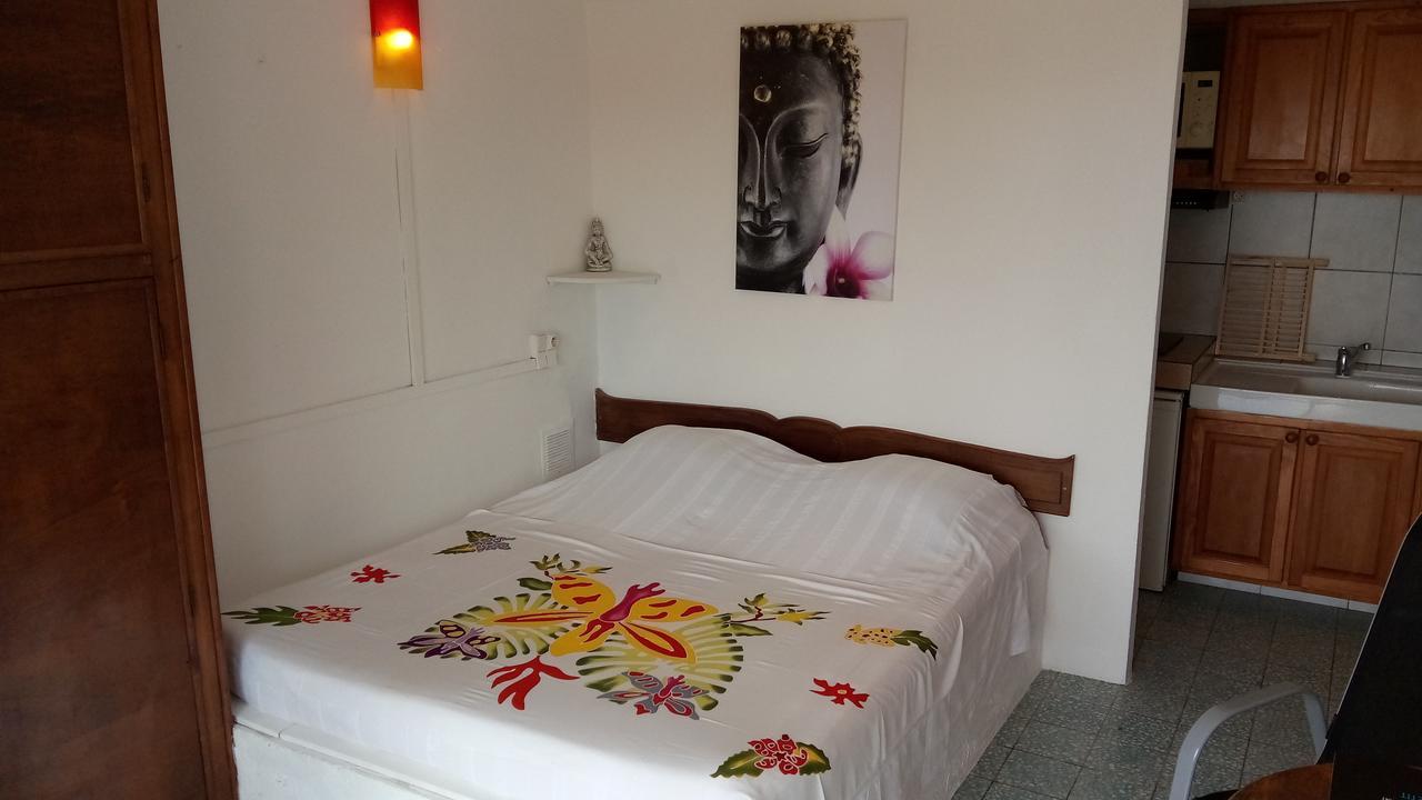 La Coccinelle Aparthotel Île du Levant Екстериор снимка